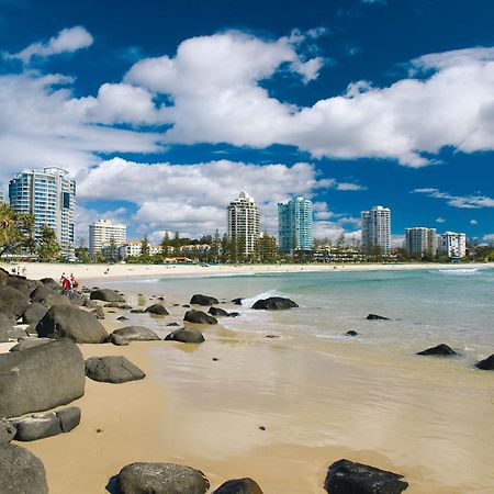 Oaks Gold Coast Calypso Plaza Suites Bagian luar foto