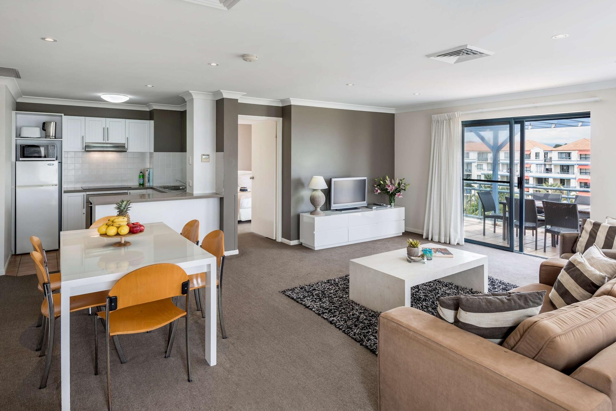 Oaks Gold Coast Calypso Plaza Suites Bagian luar foto