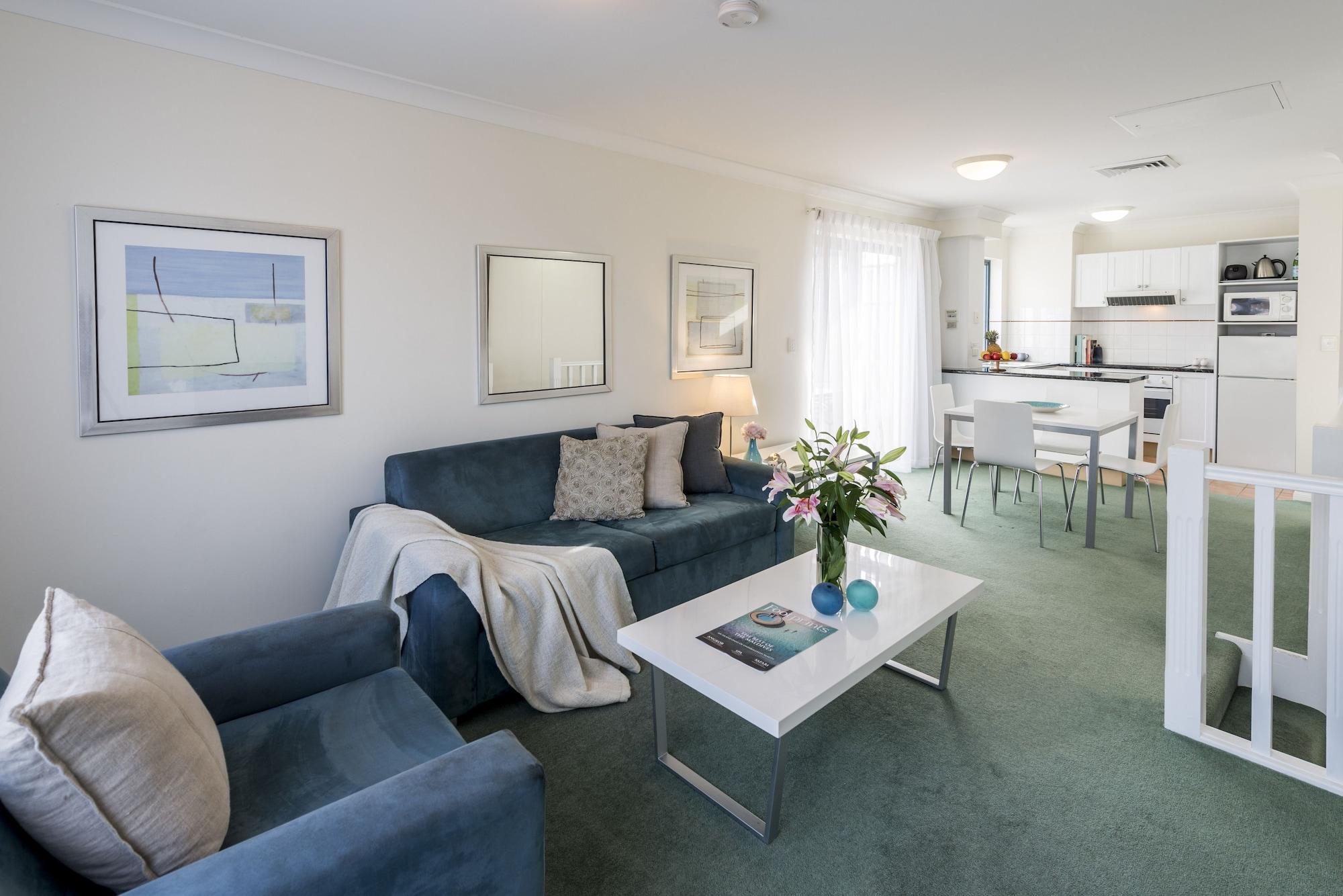 Oaks Gold Coast Calypso Plaza Suites Bagian luar foto