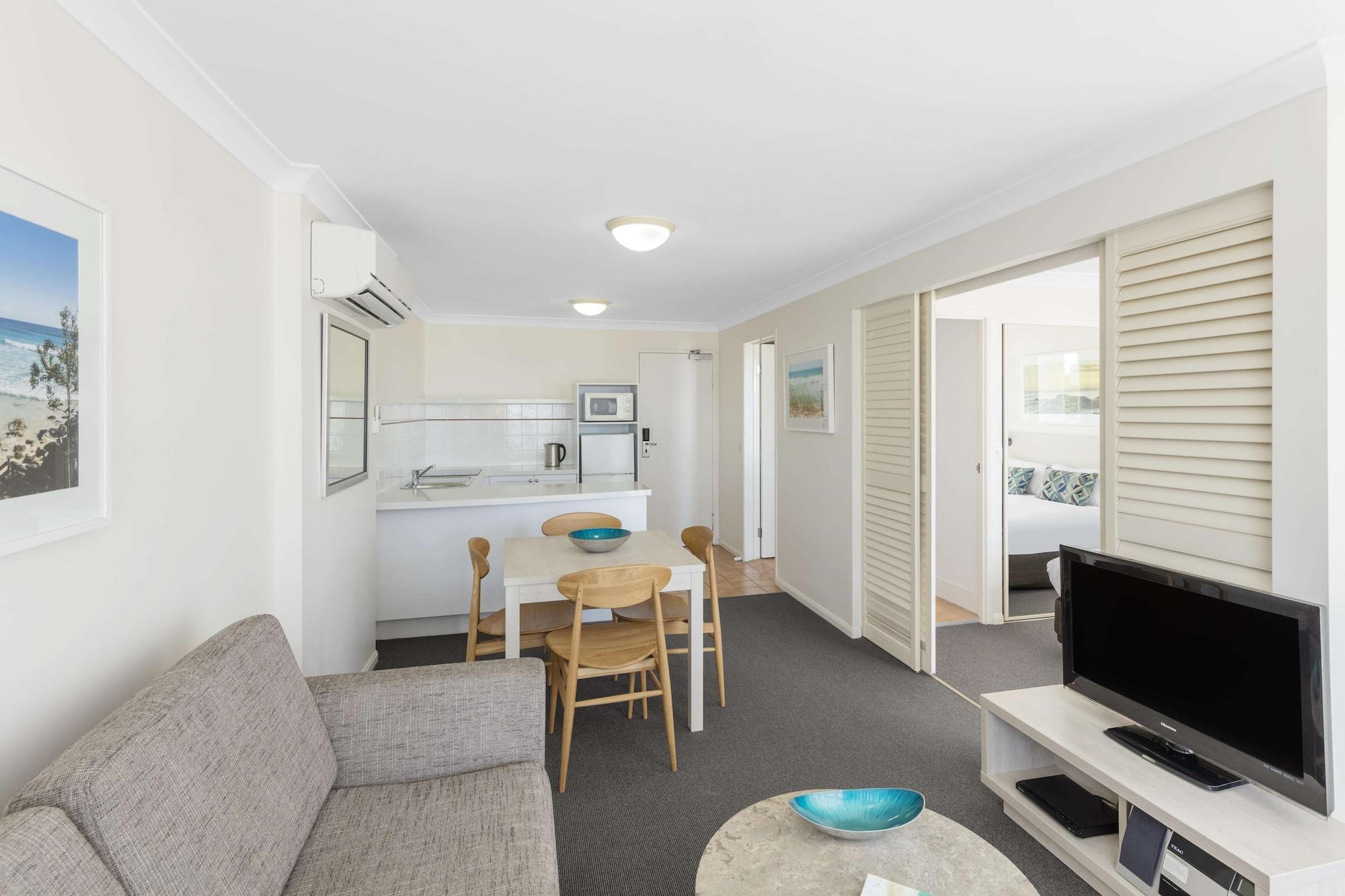 Oaks Gold Coast Calypso Plaza Suites Bagian luar foto