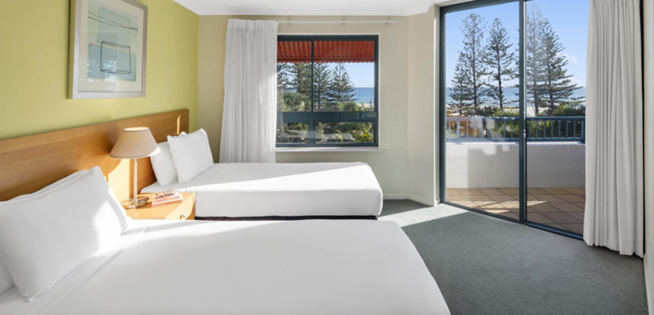 Oaks Gold Coast Calypso Plaza Suites Bagian luar foto