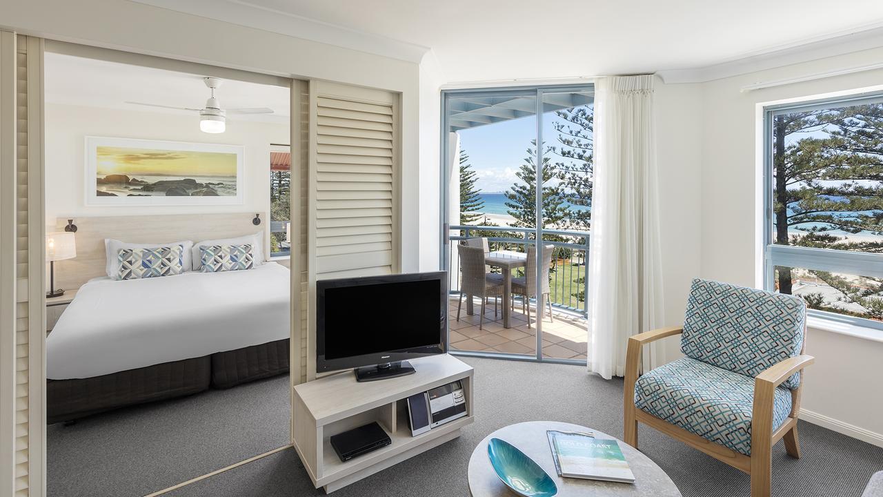 Oaks Gold Coast Calypso Plaza Suites Bagian luar foto